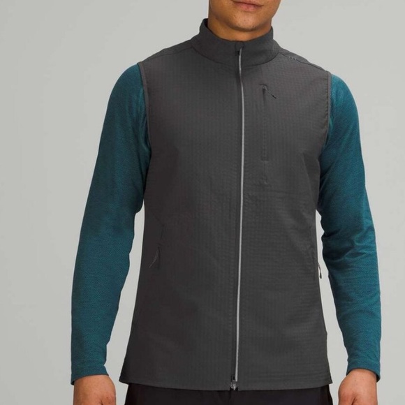 lululemon Cold Terrain Fleece Vest Graphite Grey Size Medium - Picture 4 of 5